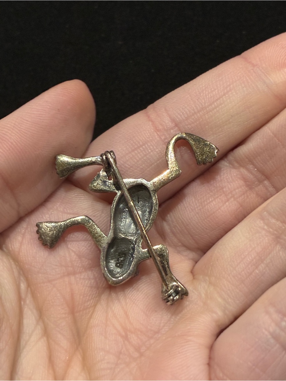 Vintage Sterling Silver Marcasite Frog Brooch - Picture 5 of 6
